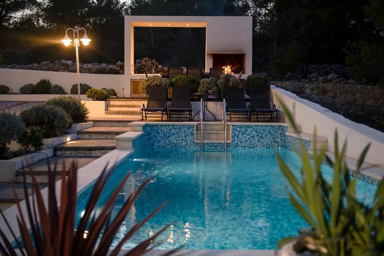 Villa Sena Ražanj Exteriör bild