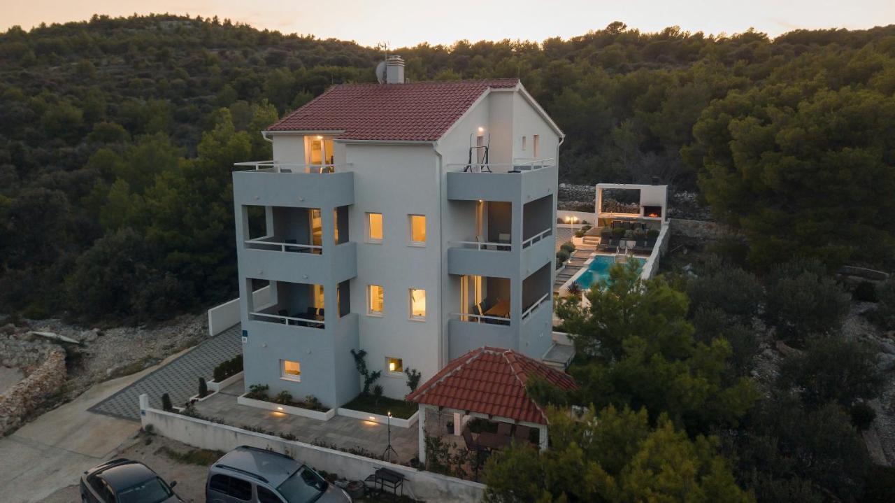 Villa Sena Ražanj Exteriör bild