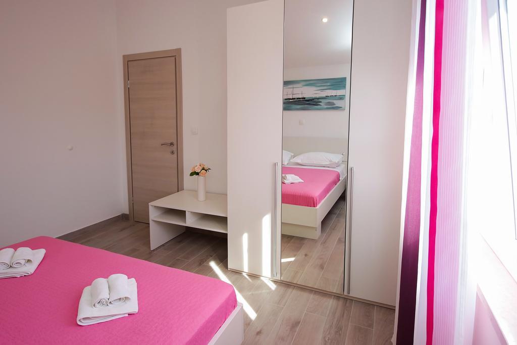 Villa Sena Ražanj Exteriör bild