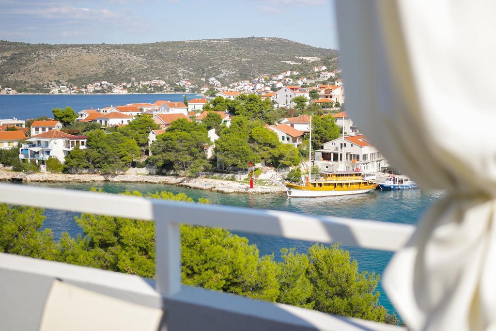 Villa Sena Ražanj Exteriör bild