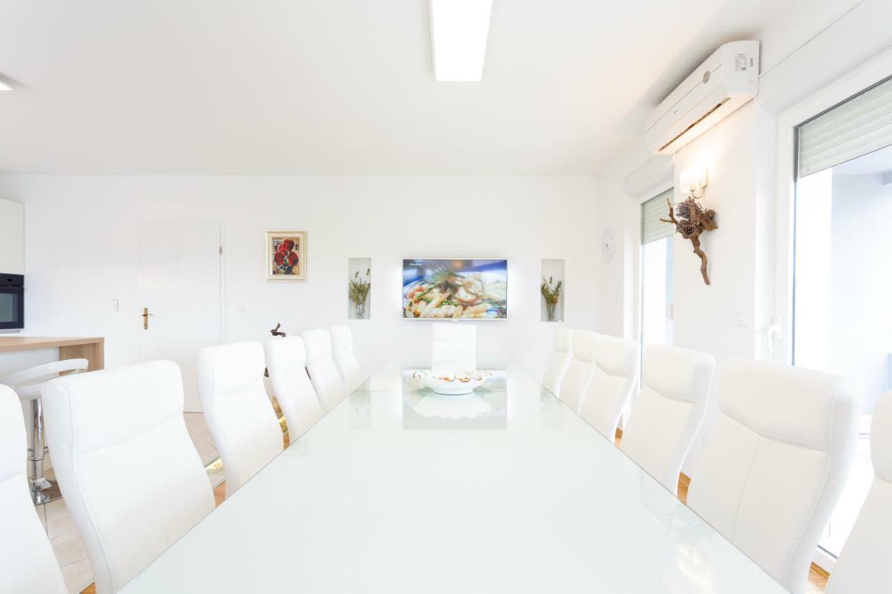Villa Sena Ražanj Exteriör bild