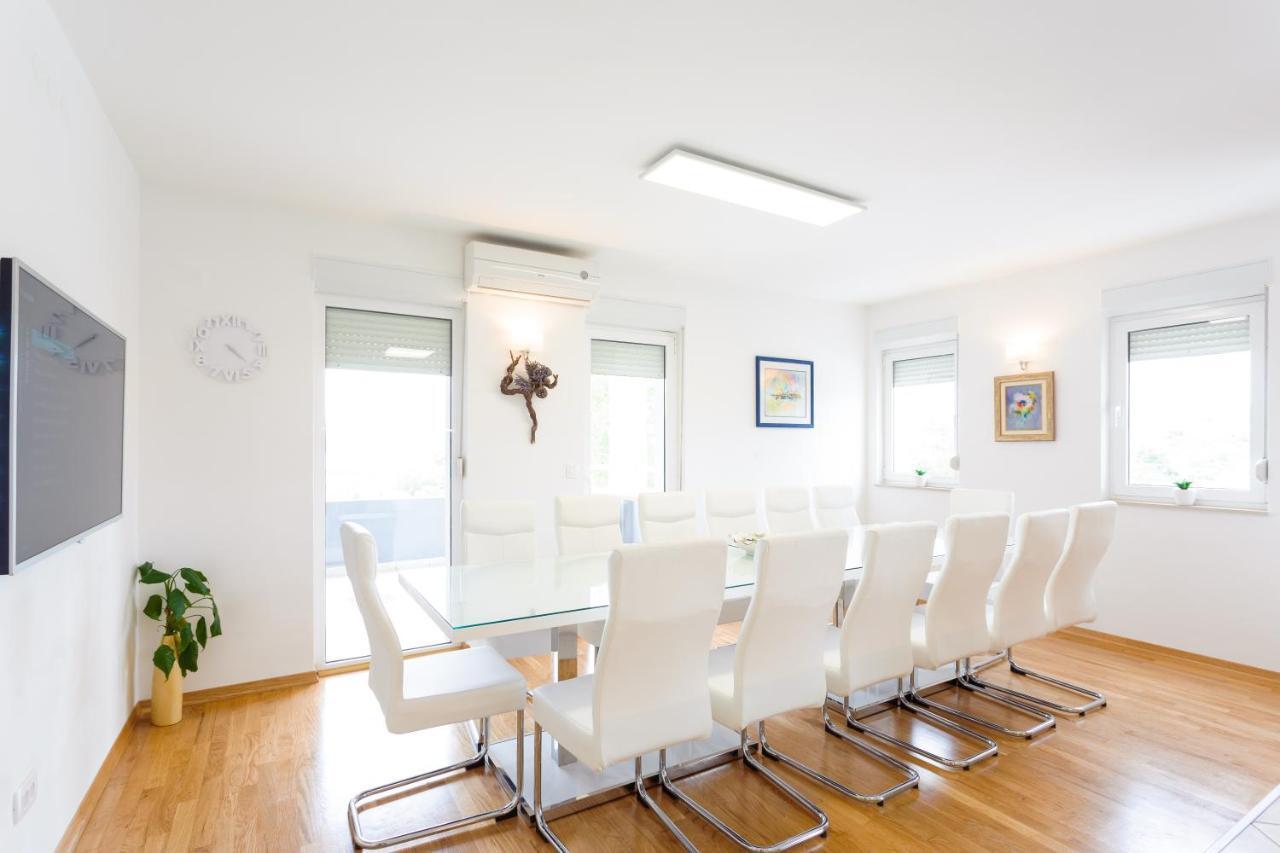 Villa Sena Ražanj Exteriör bild